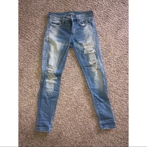 AE | Distressed light wash Jeans